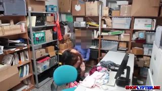 Teen shoplifter kat arina bangs in her pussy